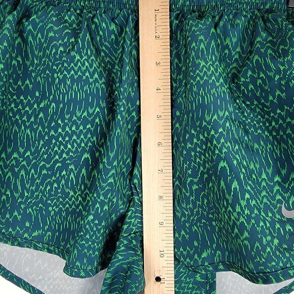 Nike Women's Sz S Dri FIT Modern Tempo Print Zip Pocket 3" Running Shorts Green - Picture 5 of 12